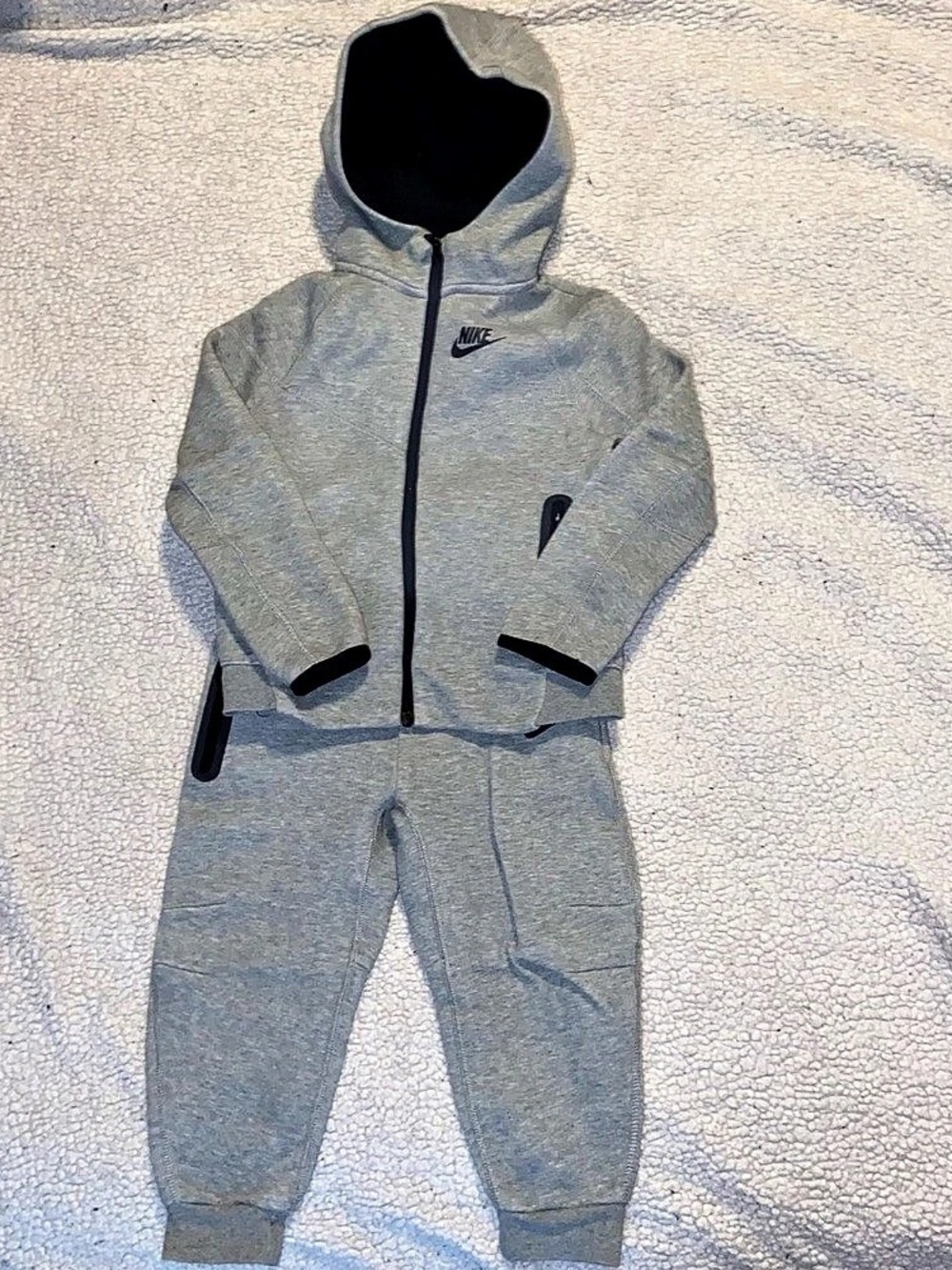 Nike Tech